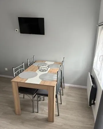 Hestia Apartment *